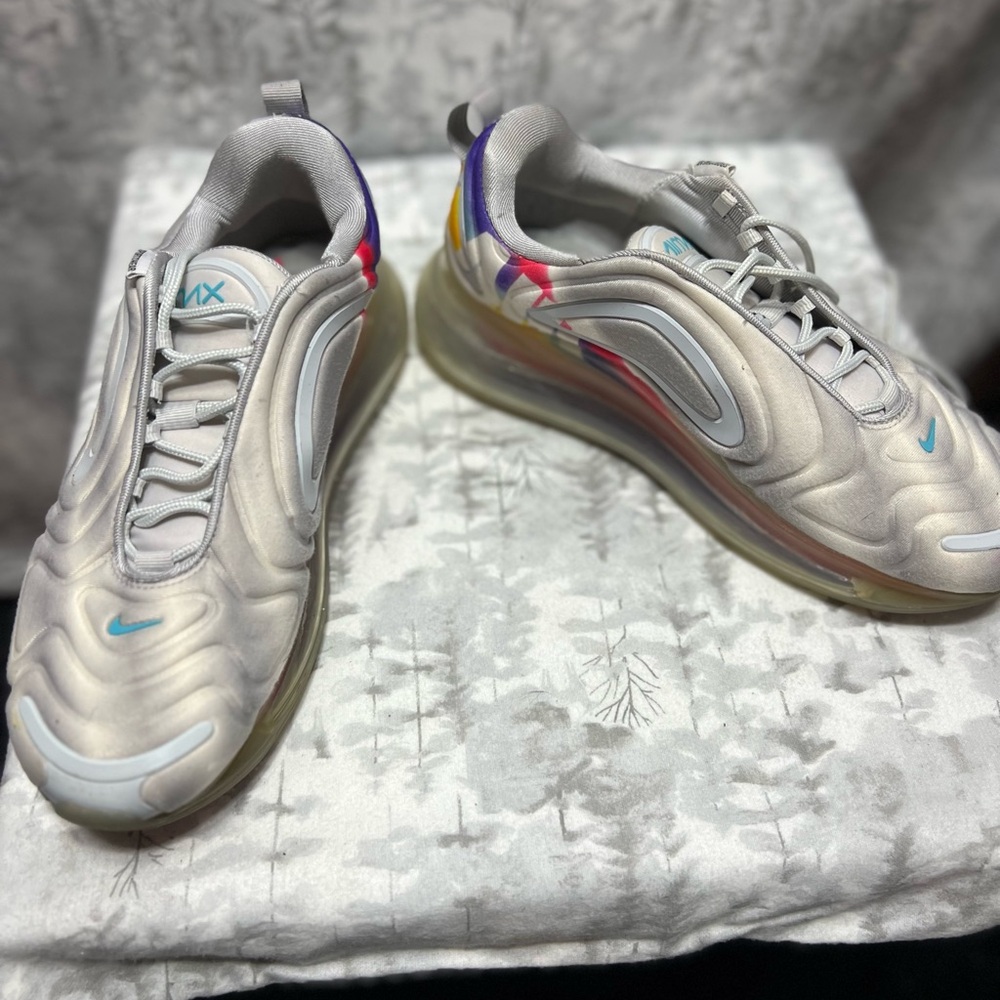 Nike Air Max Metallic Silver‎ Sneakers